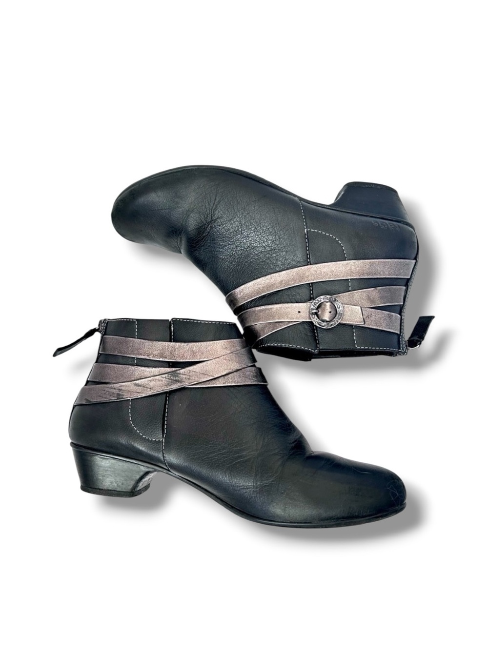 TAOS Bolero Ankle Boot Bootie Black Leather With Straps Buckle Size 10